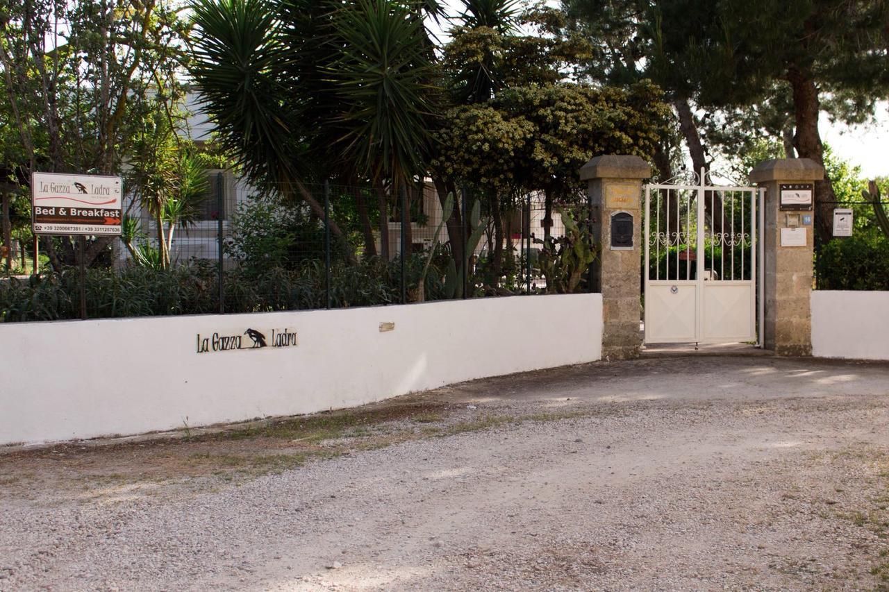 B&B La Gazza Ladra Carmiano  Exterior photo
